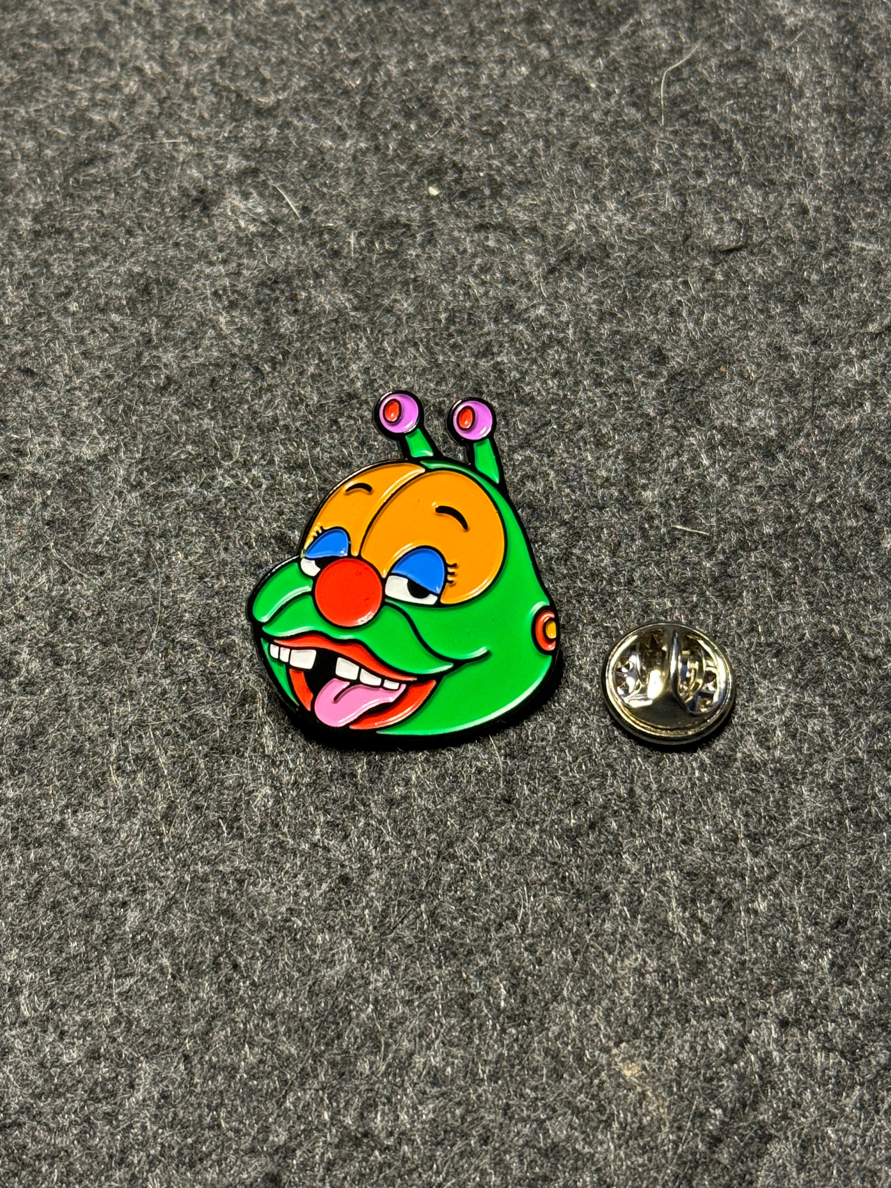 Gusanito Pin